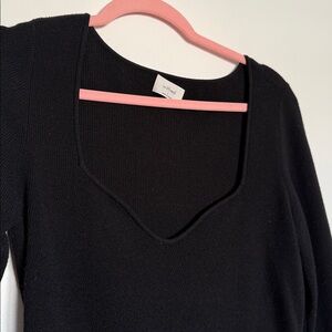 Wilfred Sweetheart Neckline Sweater Top